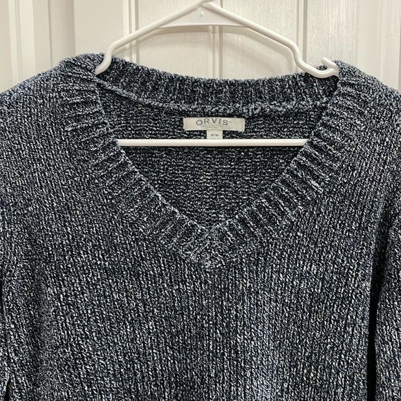 ORVIS navy blue and white chenille sweater.  M - Picture 2 of 5